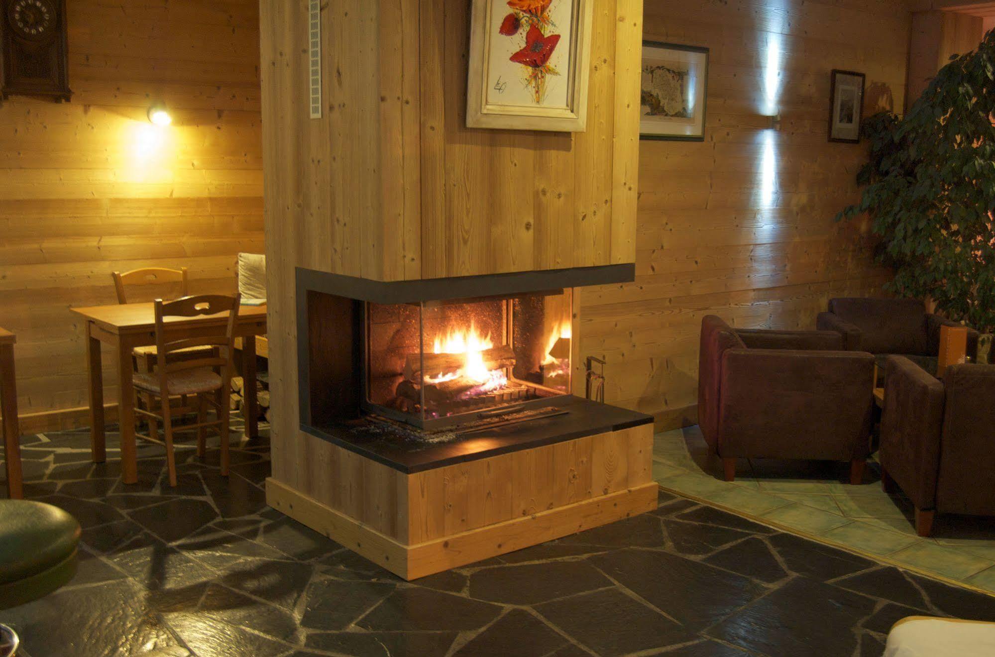 Le Castillan Alpe d'Huez Exterior photo